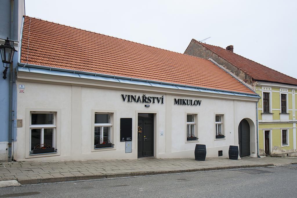 Ferienwohnung Vinarstvi Silova Mikulov Exterior foto